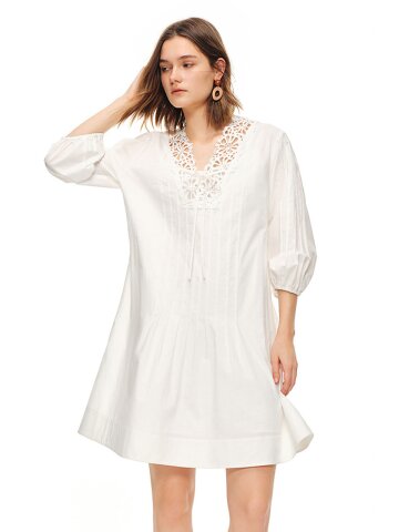 AR_Cotton lace v-neck dress