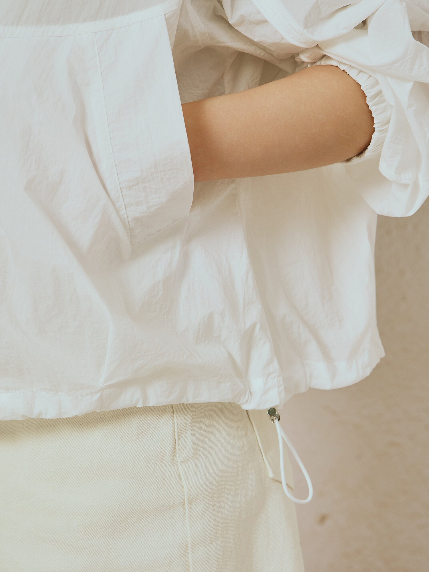 나일론 파이핑 배색 점퍼 (WHITE)