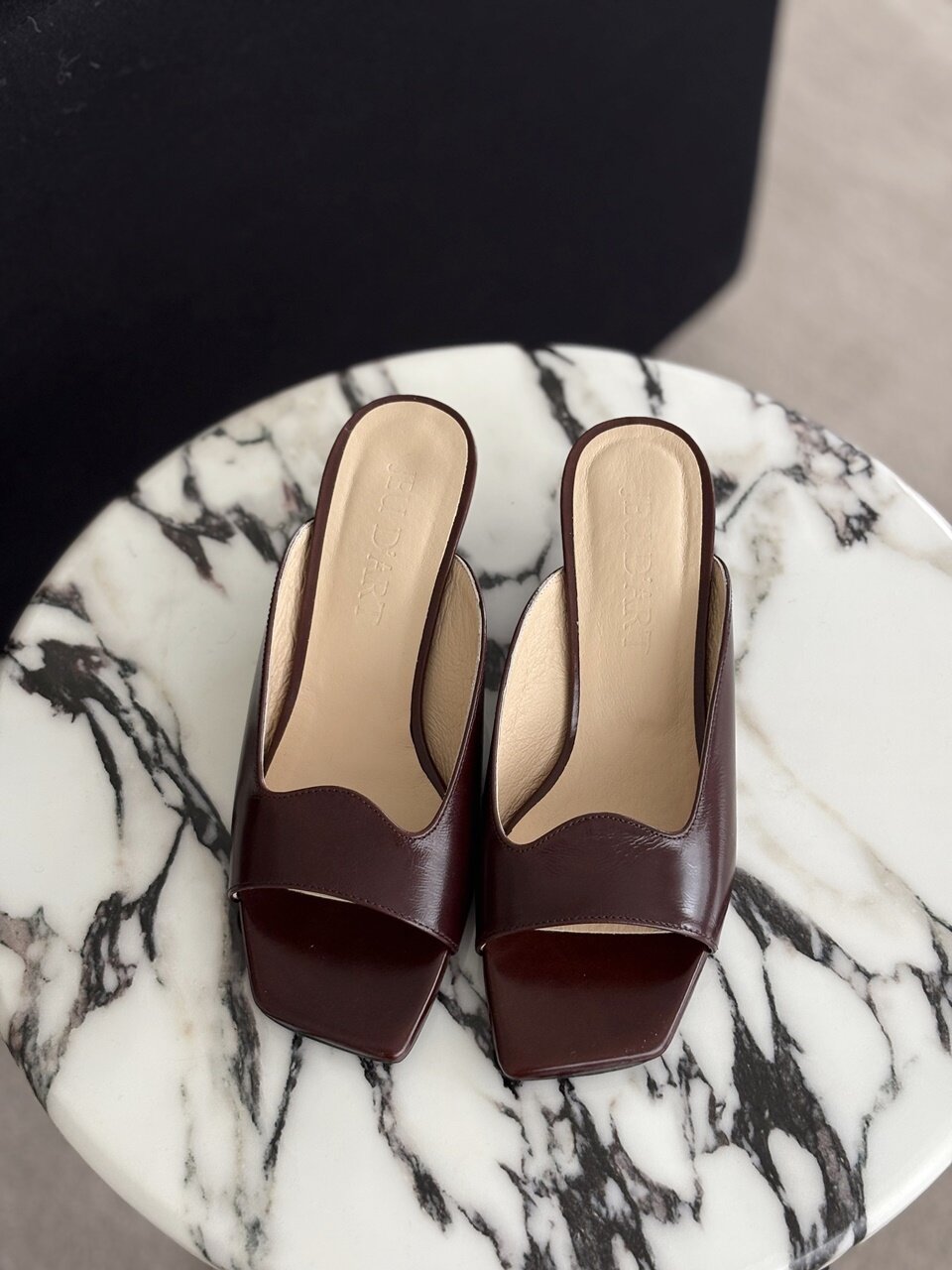 wave line wedge mule brown