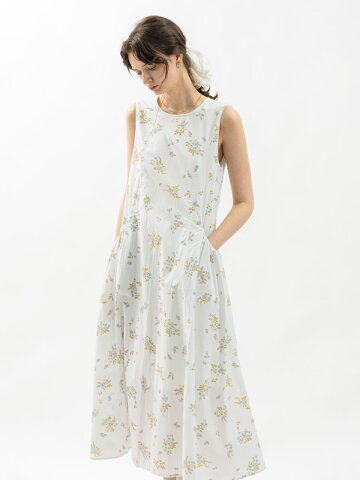 WD_Blue flower flare dress_WHITE