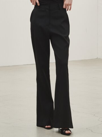 테일러드 부츠컷 슬랙스 - 블랙 / Tailored Bootcut Slacks - Black