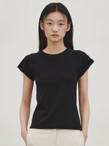 레글런 라운드 티셔츠 - 블랙 / Raglan Round T-Shirt - Black