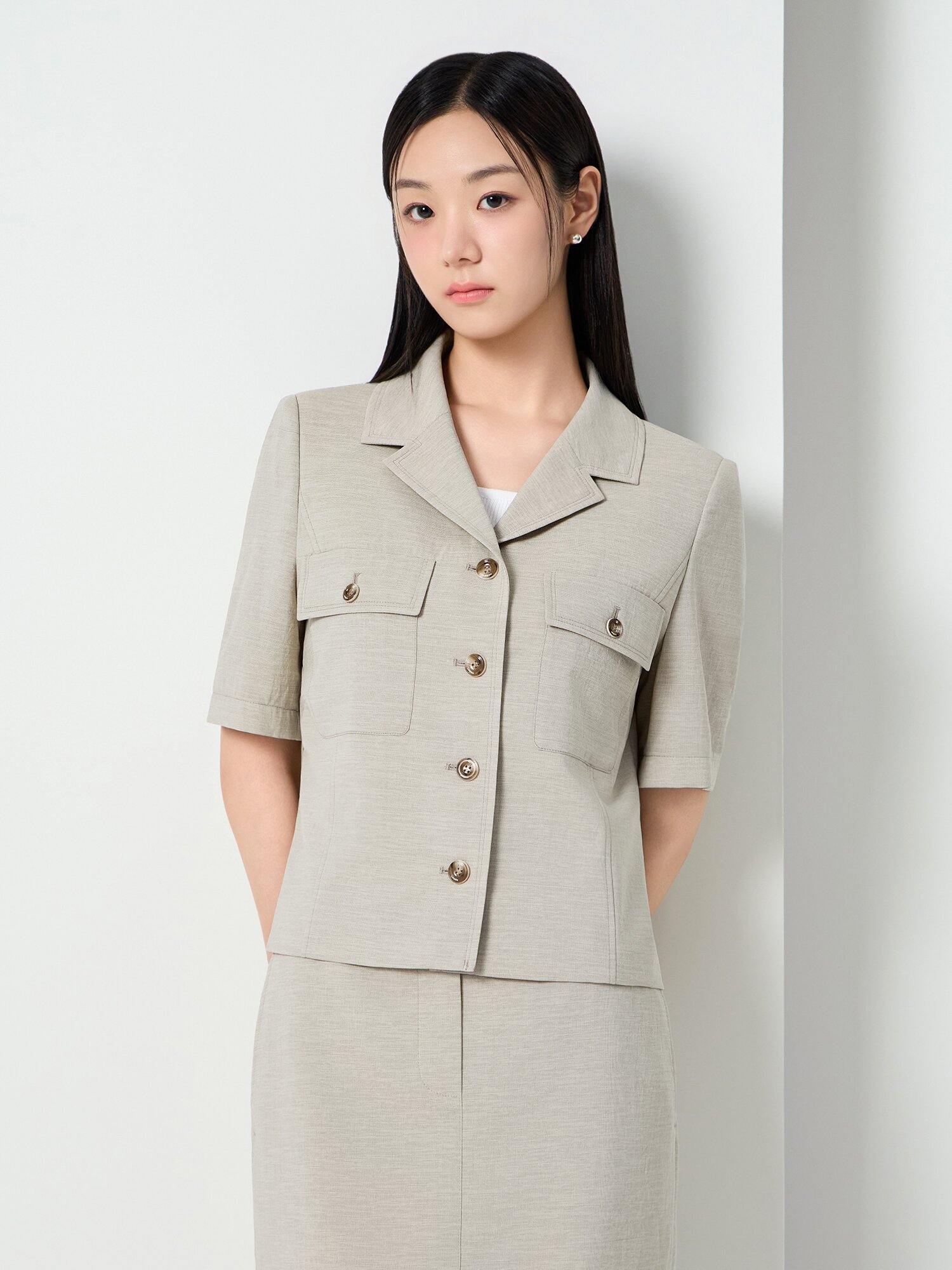 포켓 오픈 칼라 크롭 재킷 (KHAKI BEIGE)