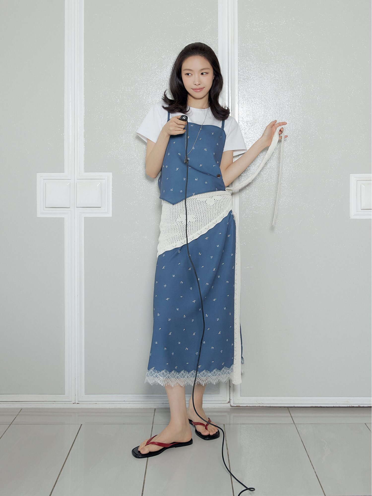 플로럴 뷔스티에 레이어 티셔츠 (PRINT NAVY)