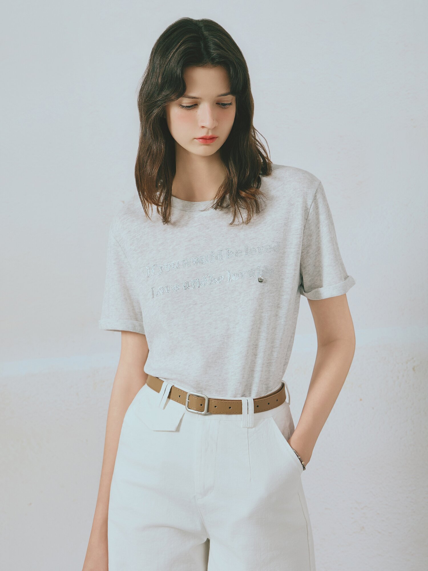린넨 블렌드 큐빅 레터링 티셔츠 (GREY)