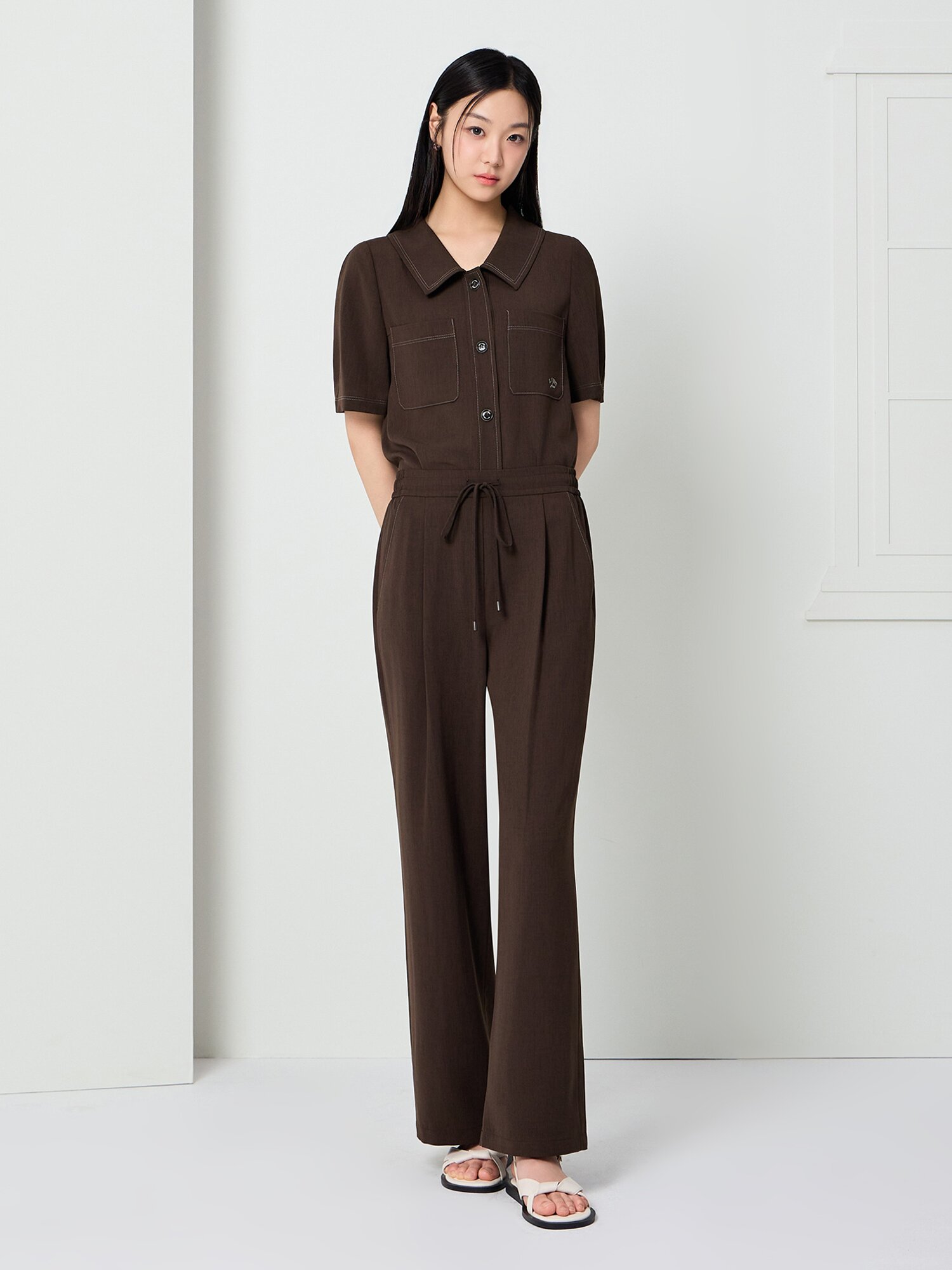 스티치 와이드 칼라 블라우스 (BROWN)