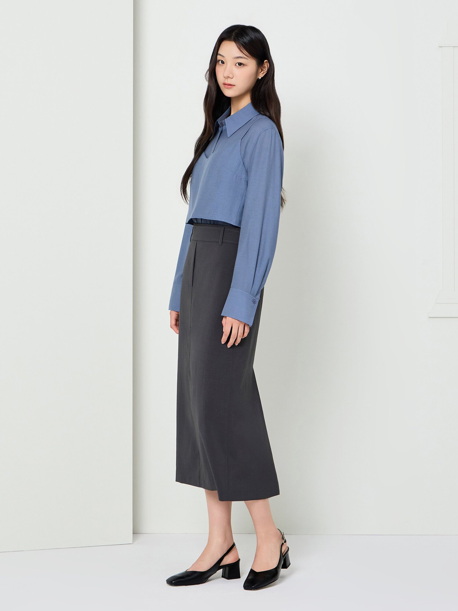 백 슬릿 H라인 롱 스커트 (DARK GREY)
