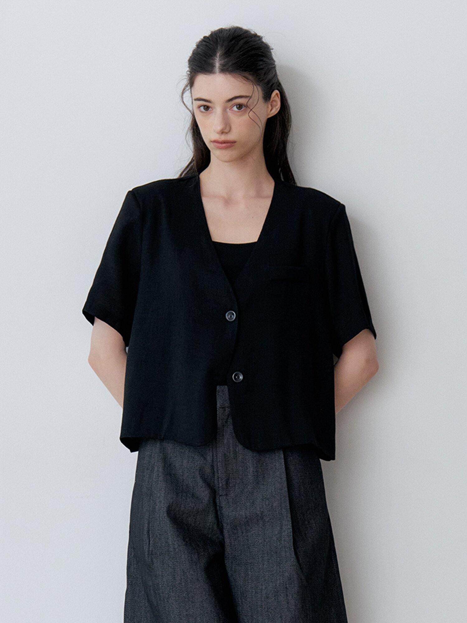 CHIFFON LAYERED SHORT SLEEVE HALF JACKET (BK)