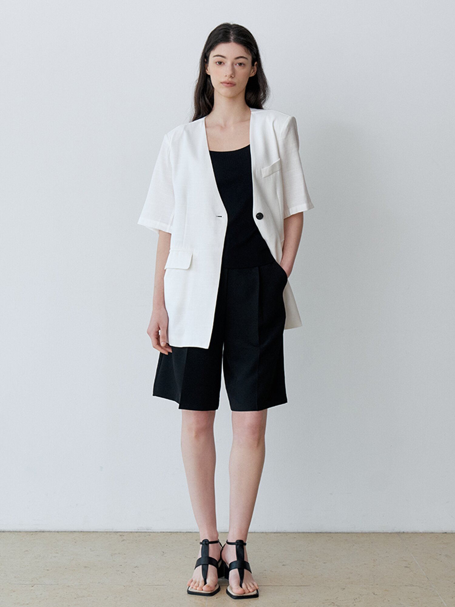 TUCK WIDE HALF SLACKS (BK)