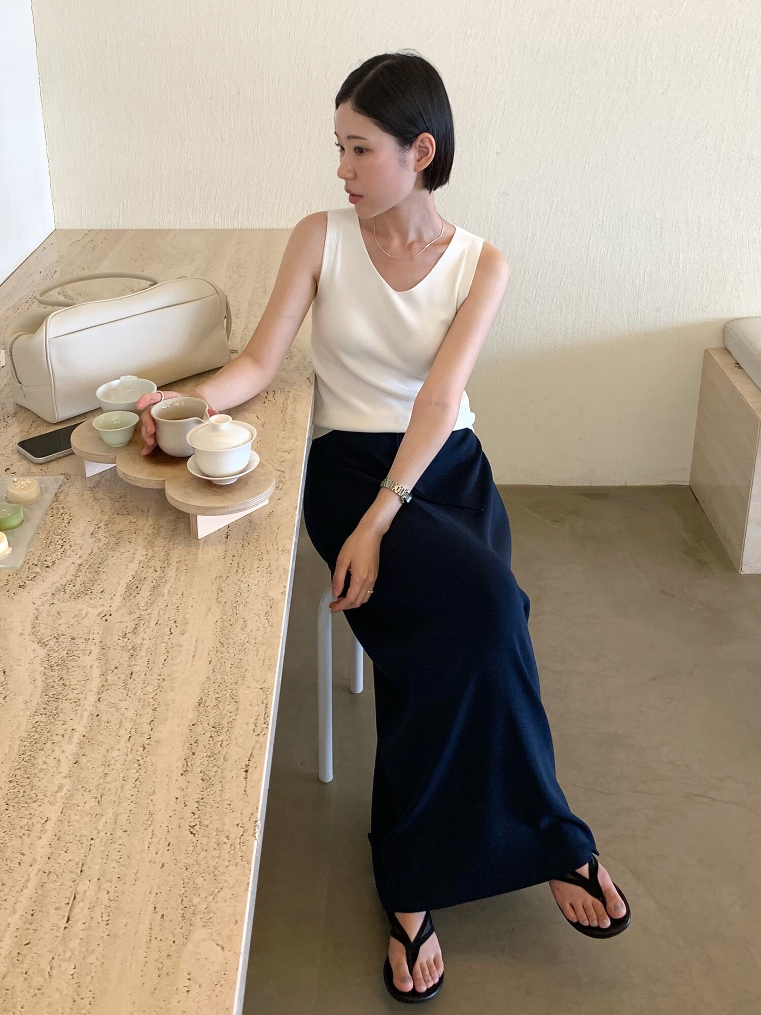 [쿨터치 기본템] COOL STRETCH V SLEEVELESS KNIT (4COLOR)