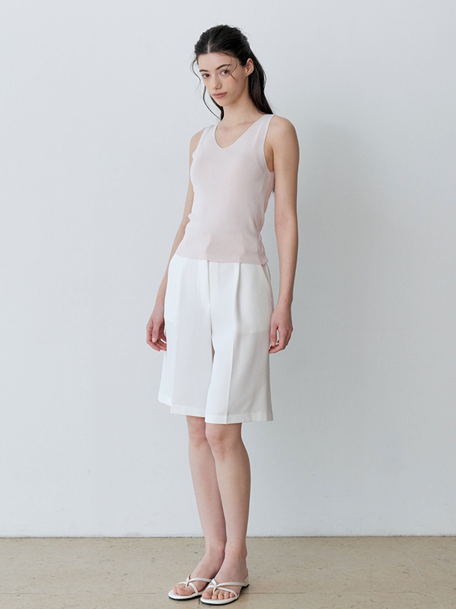 [쿨터치 기본템] COOL STRETCH V SLEEVELESS KNIT (4COLOR)