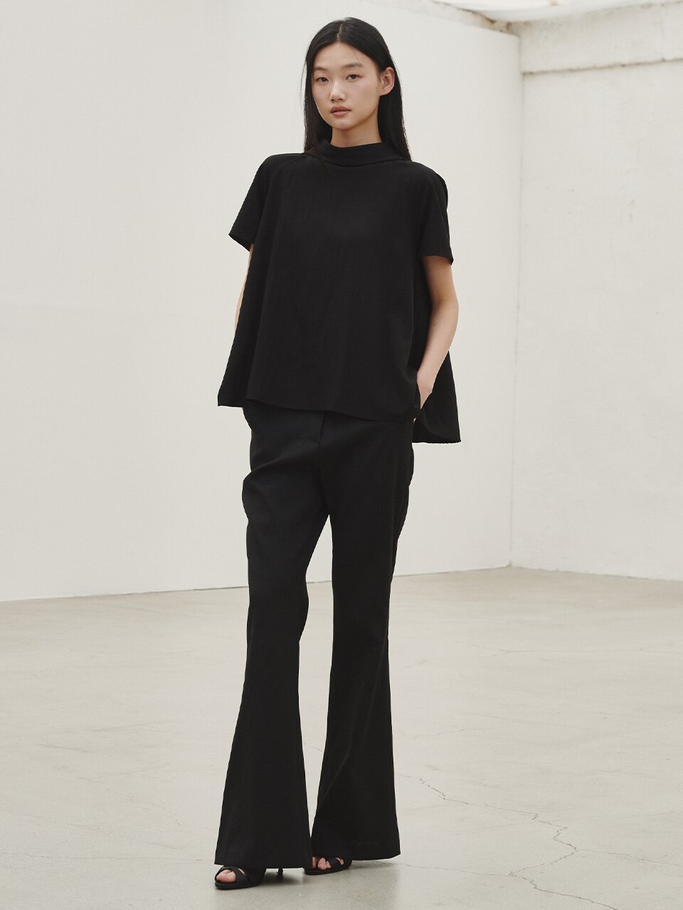 투웨이 플레어 블라우스 - 블랙 / Two-way Flare Blouse - Black
