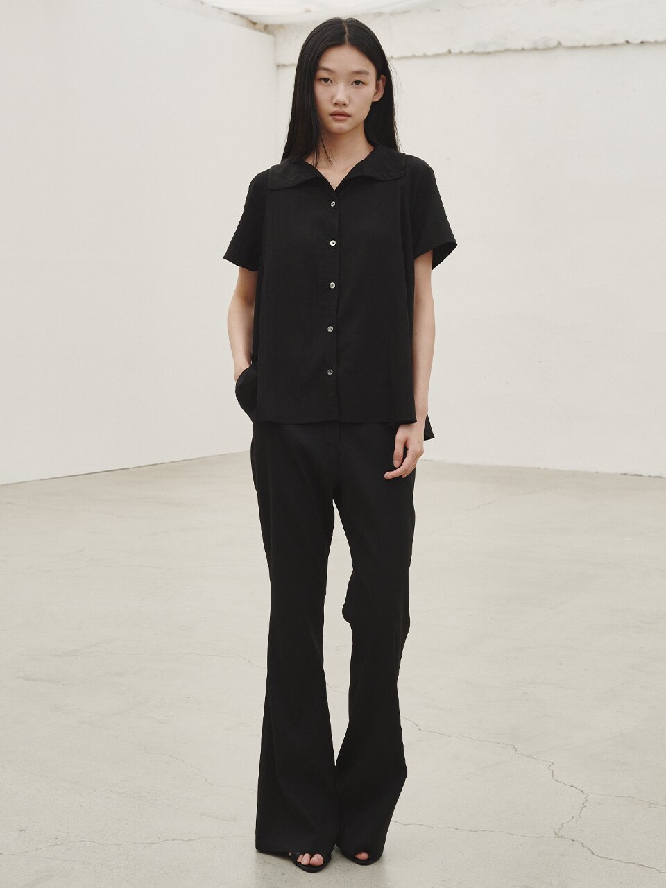 투웨이 플레어 블라우스 - 블랙 / Two-way Flare Blouse - Black