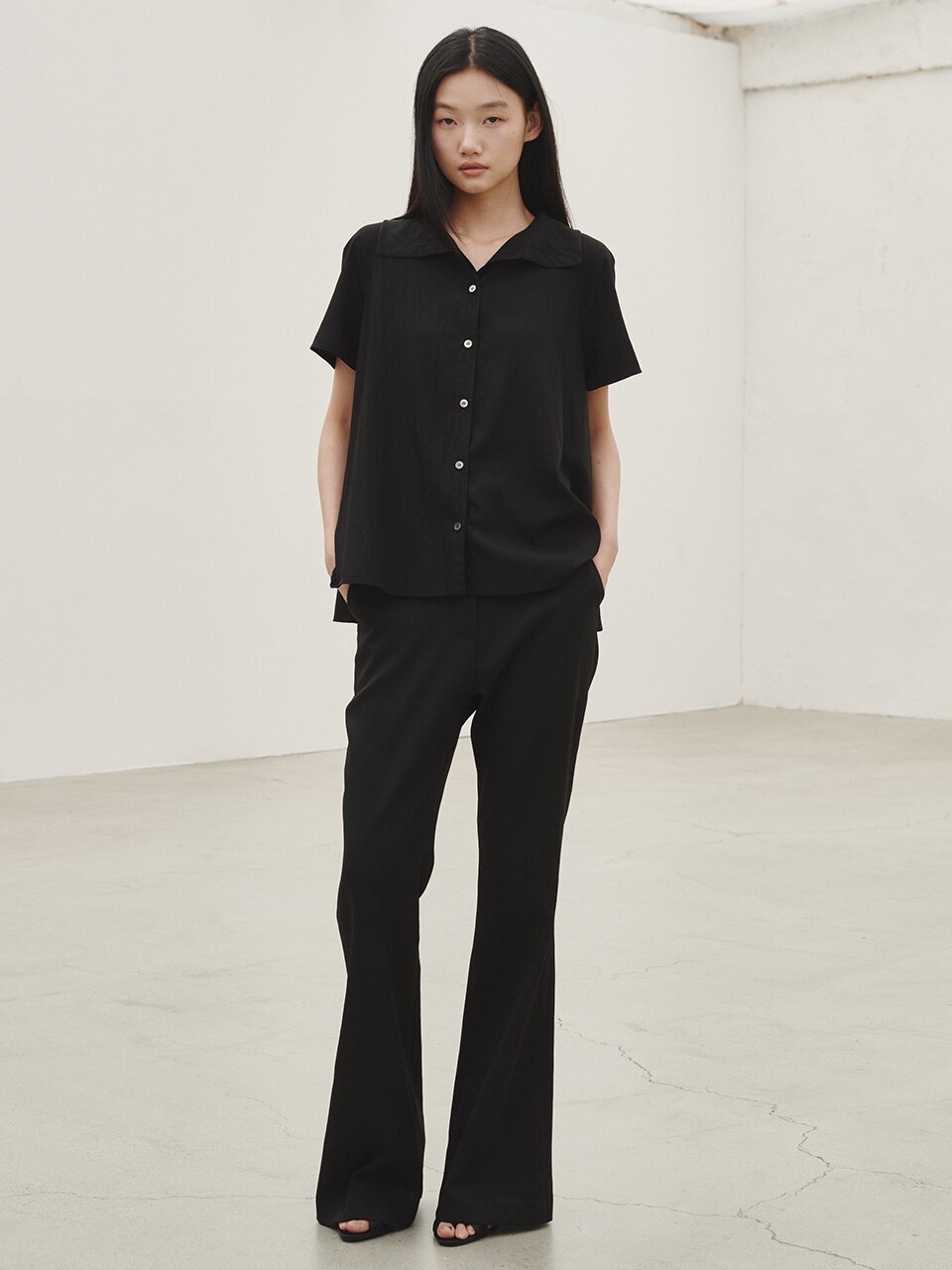 투웨이 플레어 블라우스 - 블랙 / Two-way Flare Blouse - Black
