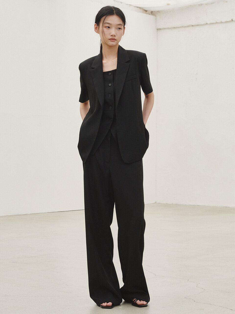 린넨 베스트 블라우스 - 블랙 / Linen Vest Blouse - Black