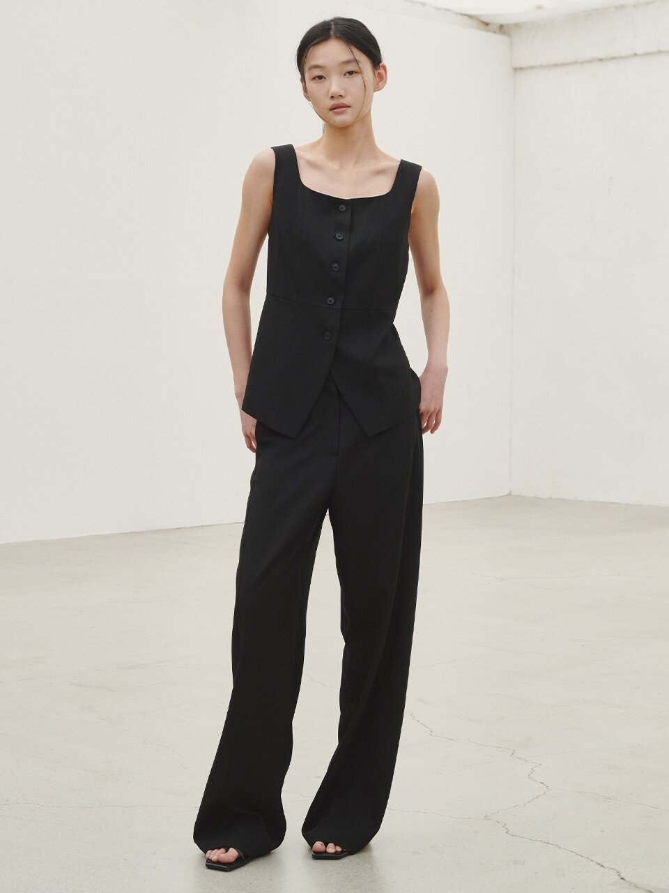 린넨 베스트 블라우스 셋업- 블랙 / Linen Vest Blouse Set up - Black