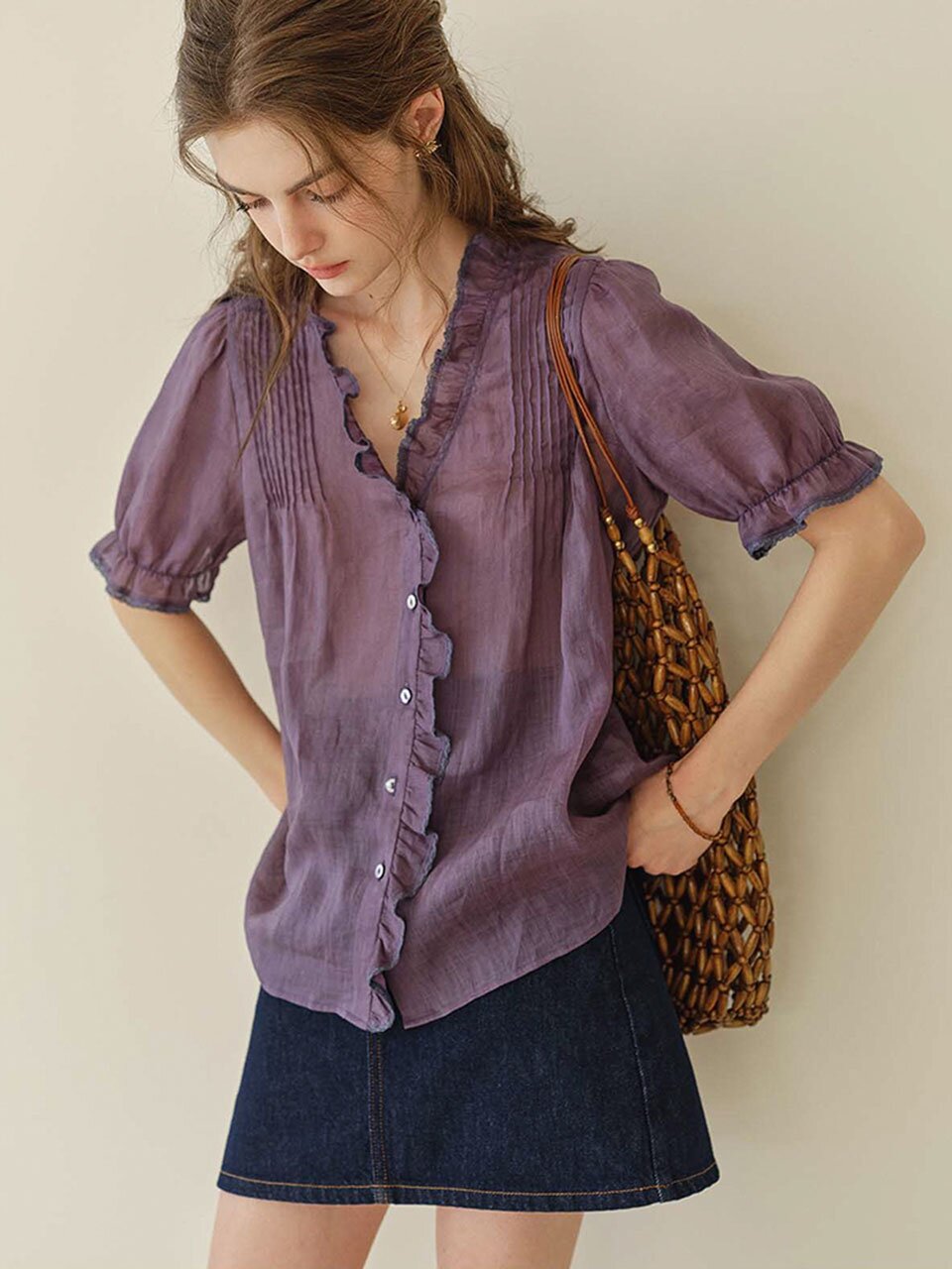 SR_Ruffled collar short-sleeve blouse