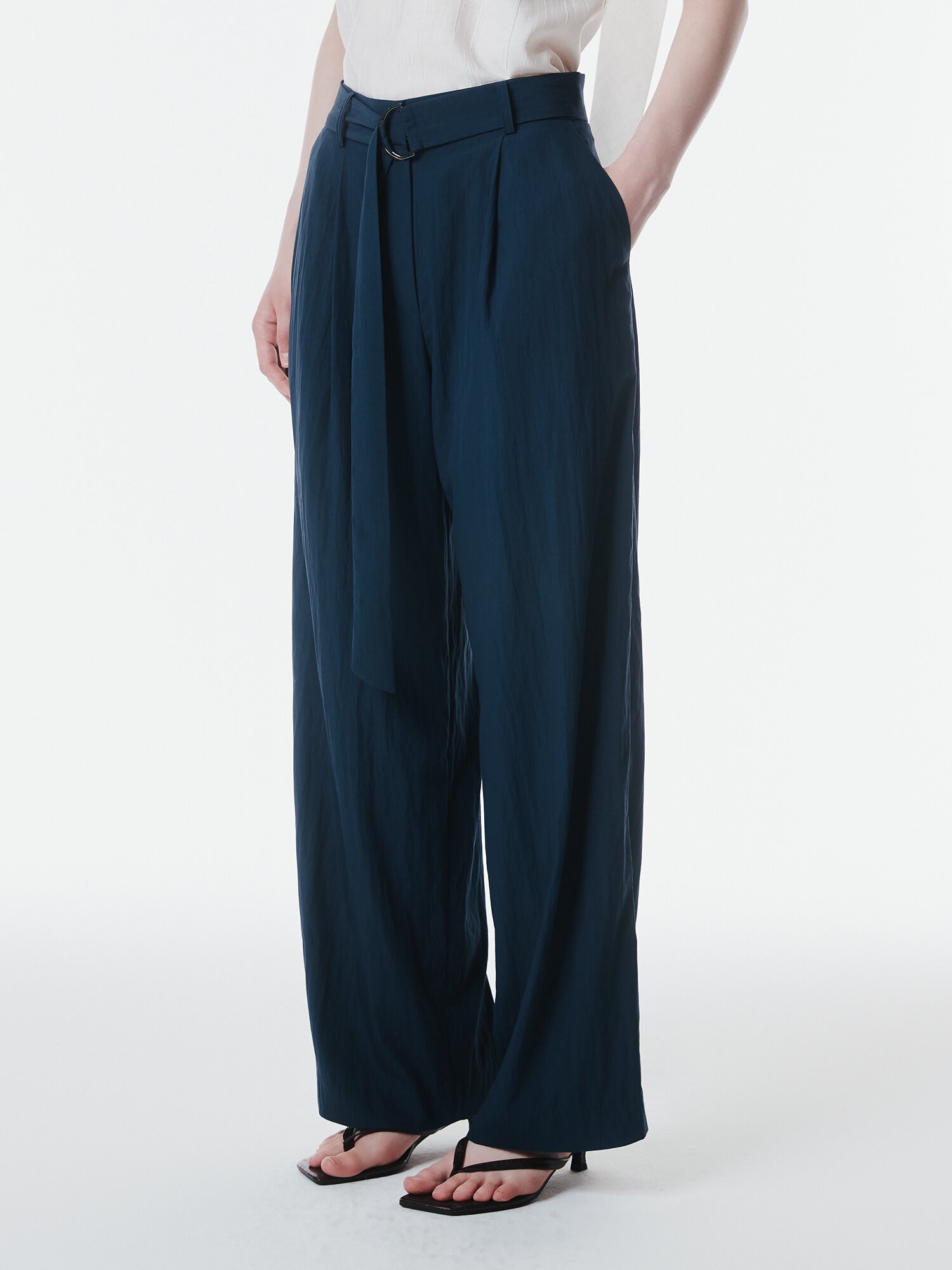 벨티드 원턱 와이드 팬츠 (NAVY)