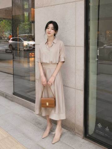 실키 펀칭 플레어 스커트 
