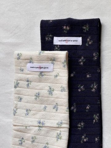 DEWY FLOWER HAIRBAND_NAVY
