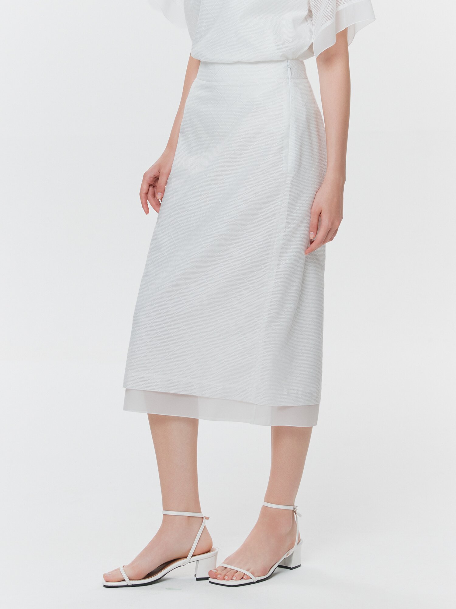 자수 시스루 헴 H라인 스커트 (WHITE)