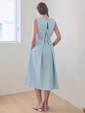 Anorak back slit dress_2 Colors