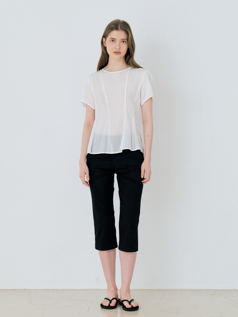 Classic Slit Capri Pants - Black