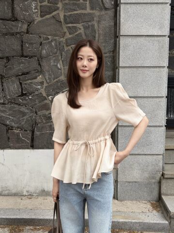 스트링 밴딩 라운드넥 블라우스 