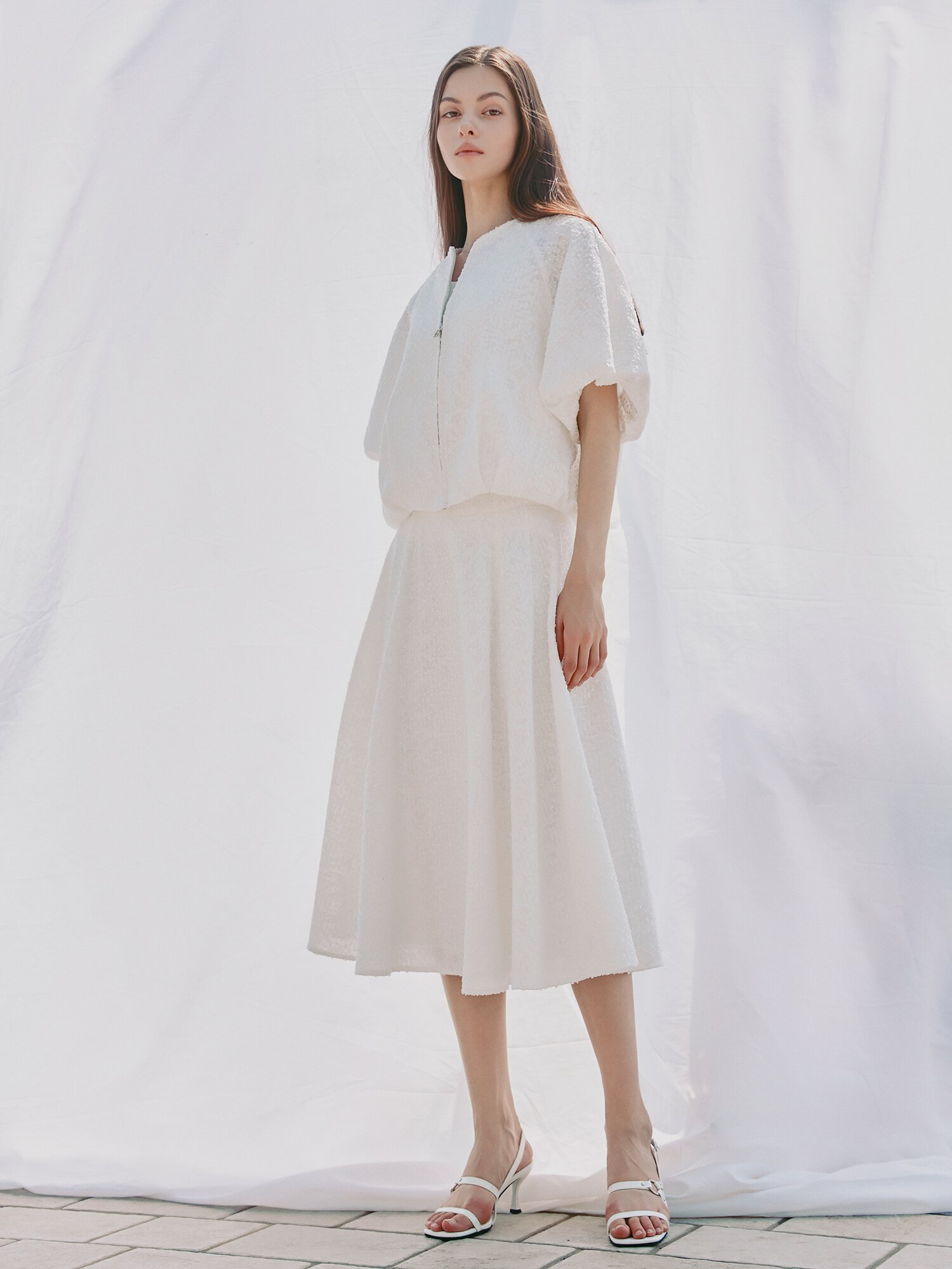 텍스쳐 볼륨 래글런 집업 점퍼 (WHITE)