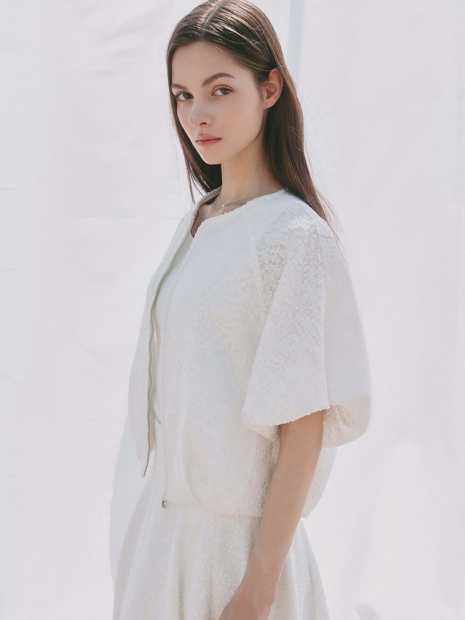 텍스쳐 볼륨 래글런 집업 점퍼 (WHITE)