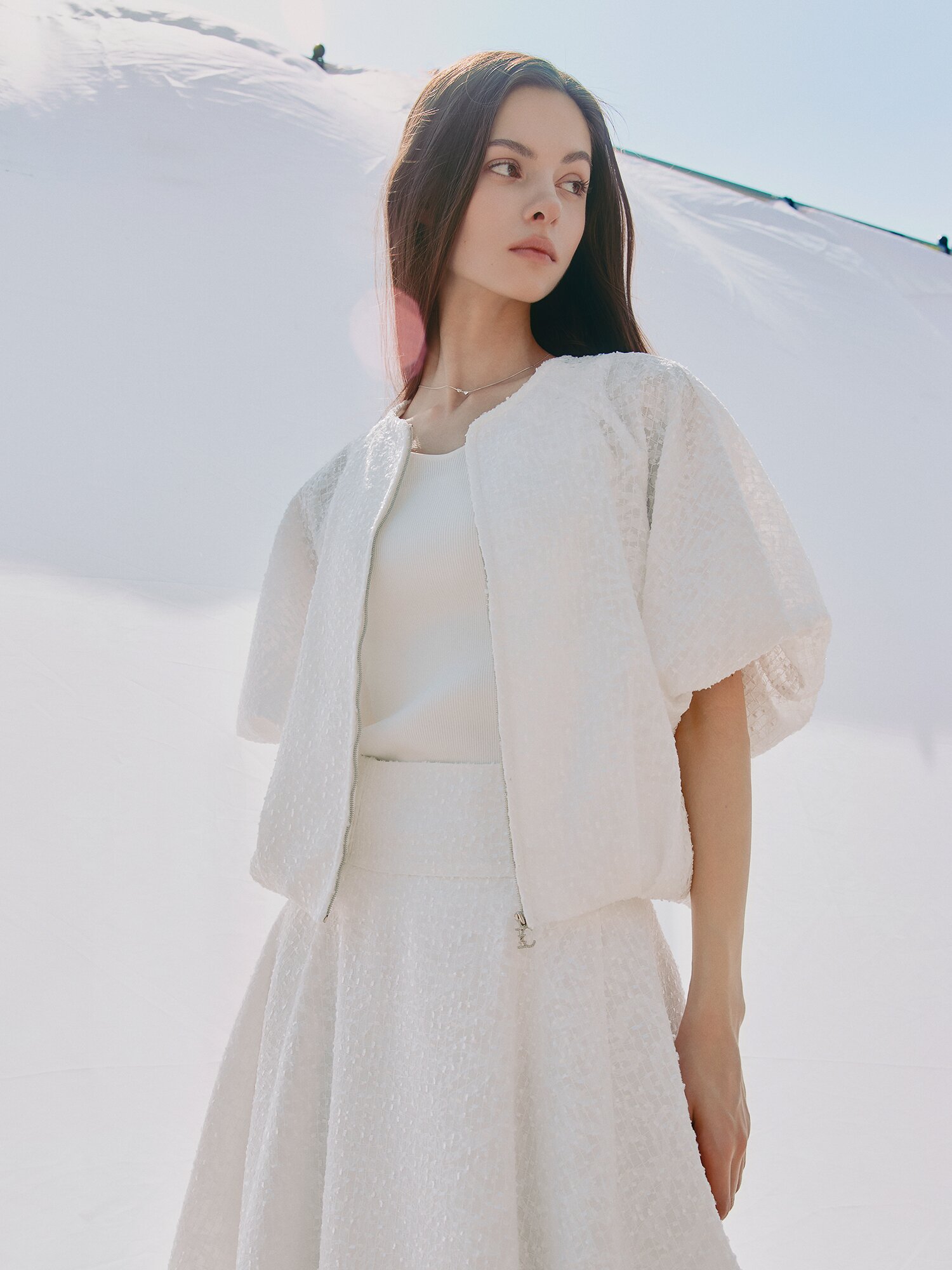 텍스쳐 볼륨 래글런 집업 점퍼 (WHITE)