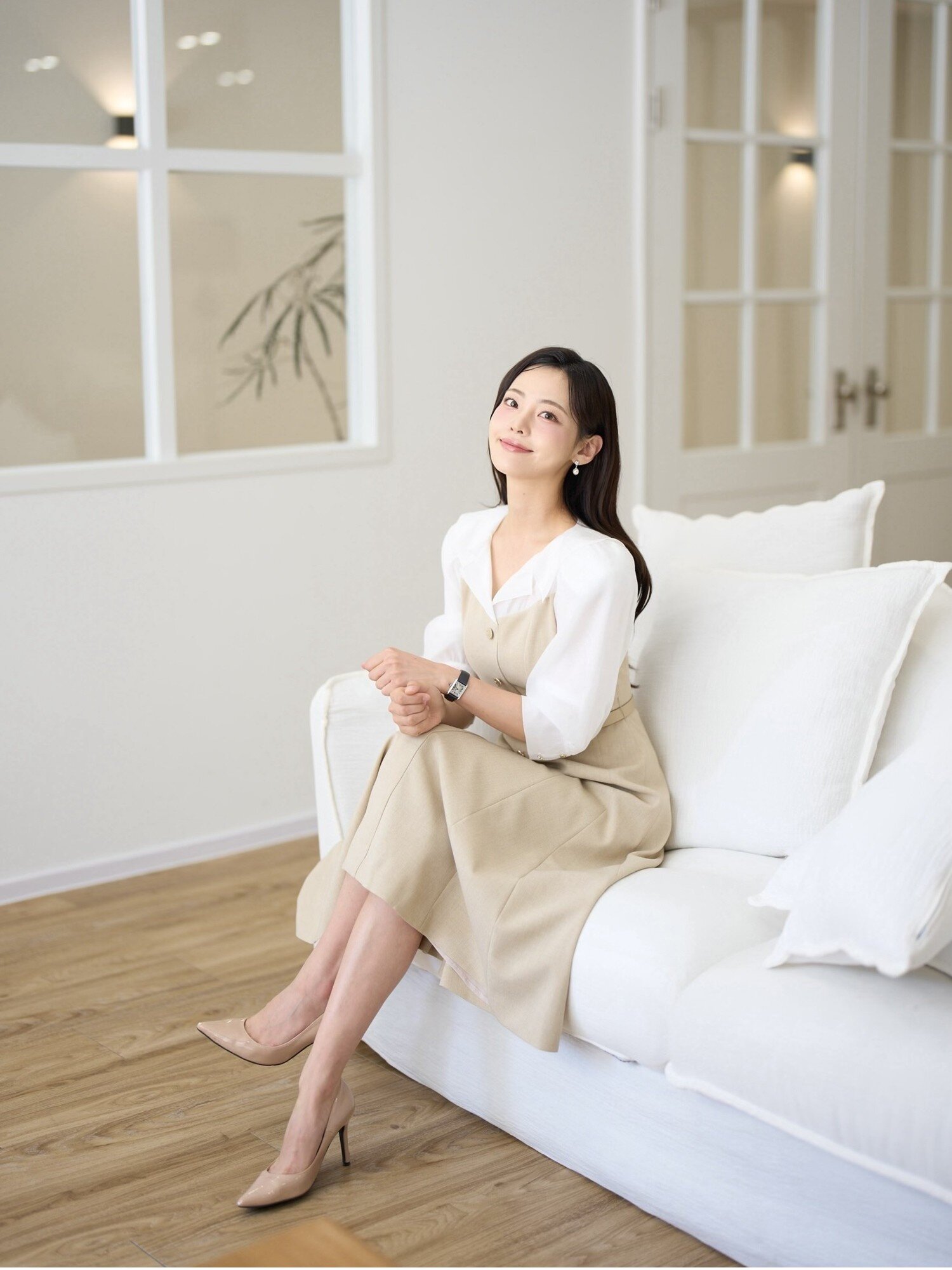 시폰 셔츠 배색 플레어 원피스 (BEIGE)