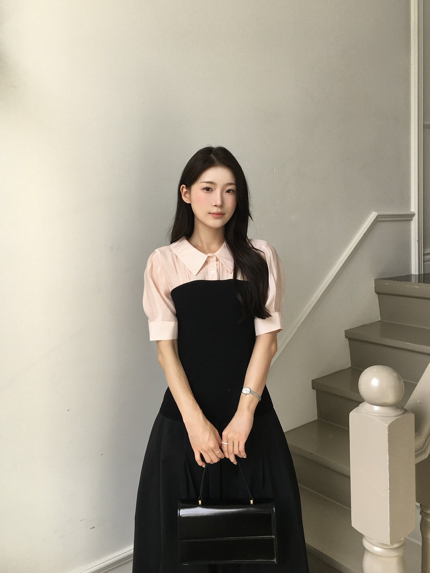 뷔스티에 배색 퍼프 블라우스 (BLACK)