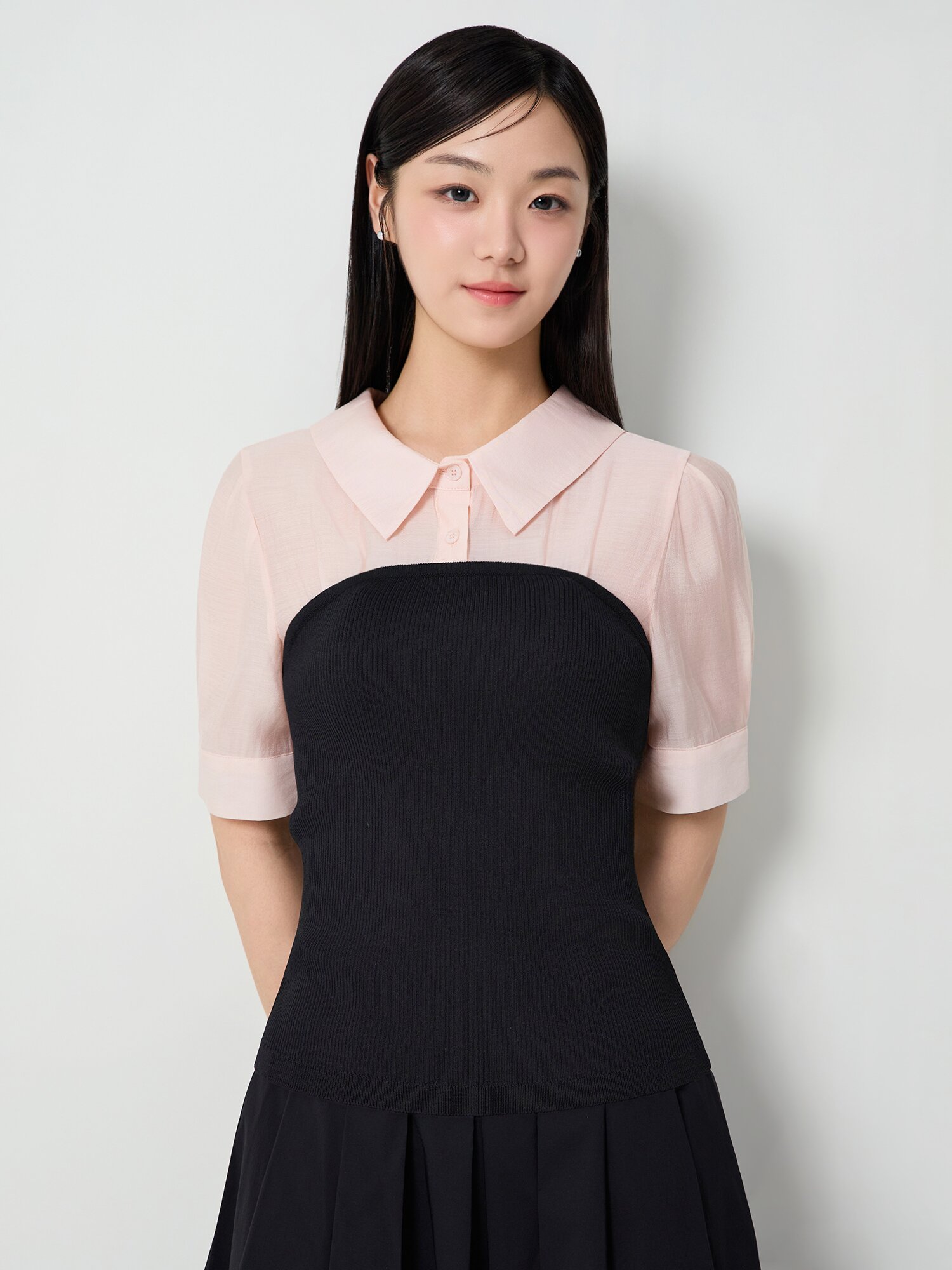 뷔스티에 배색 퍼프 블라우스 (BLACK)