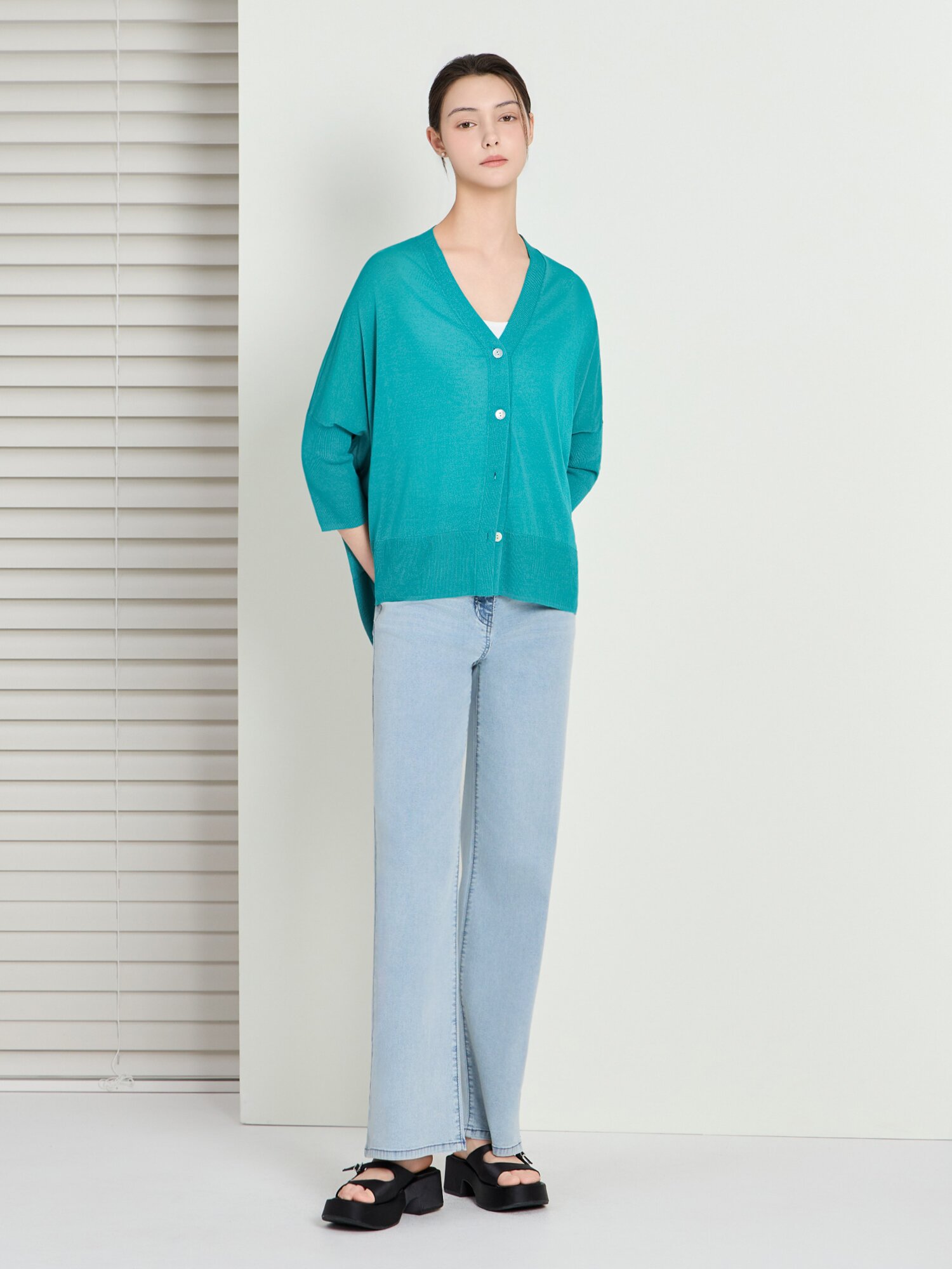 오버핏 드롭 숄더 브이넥 가디건 (PEACOCK GREEN)