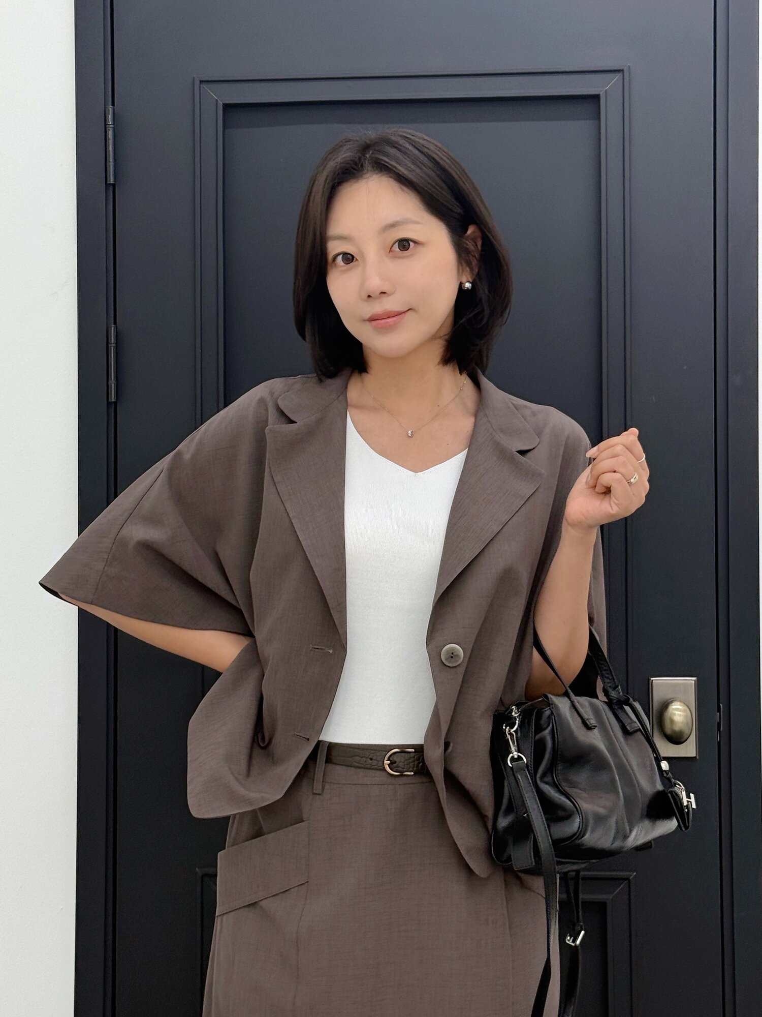 루즈핏 테일러드 케이프 재킷 (SEPIA)