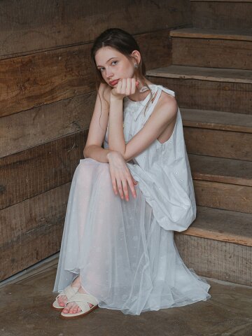 LB_Eyelet layered halter neck dress