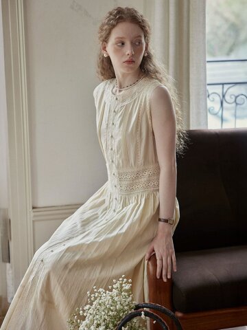 PM_Lace pintuck sleeveless dress