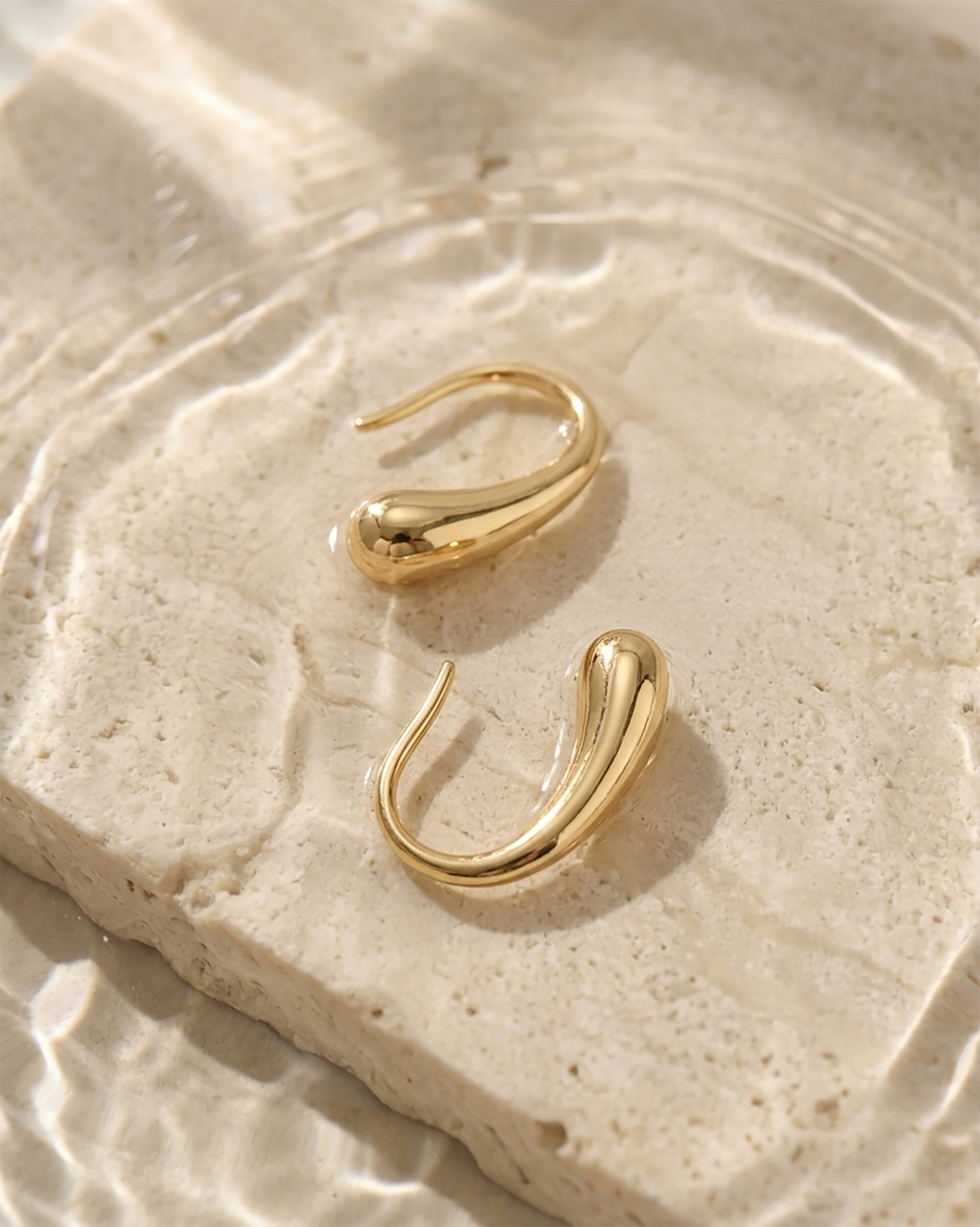 [컨젠] Dewdrop Fluid Earrings 듀드롭 플루이드 이어링