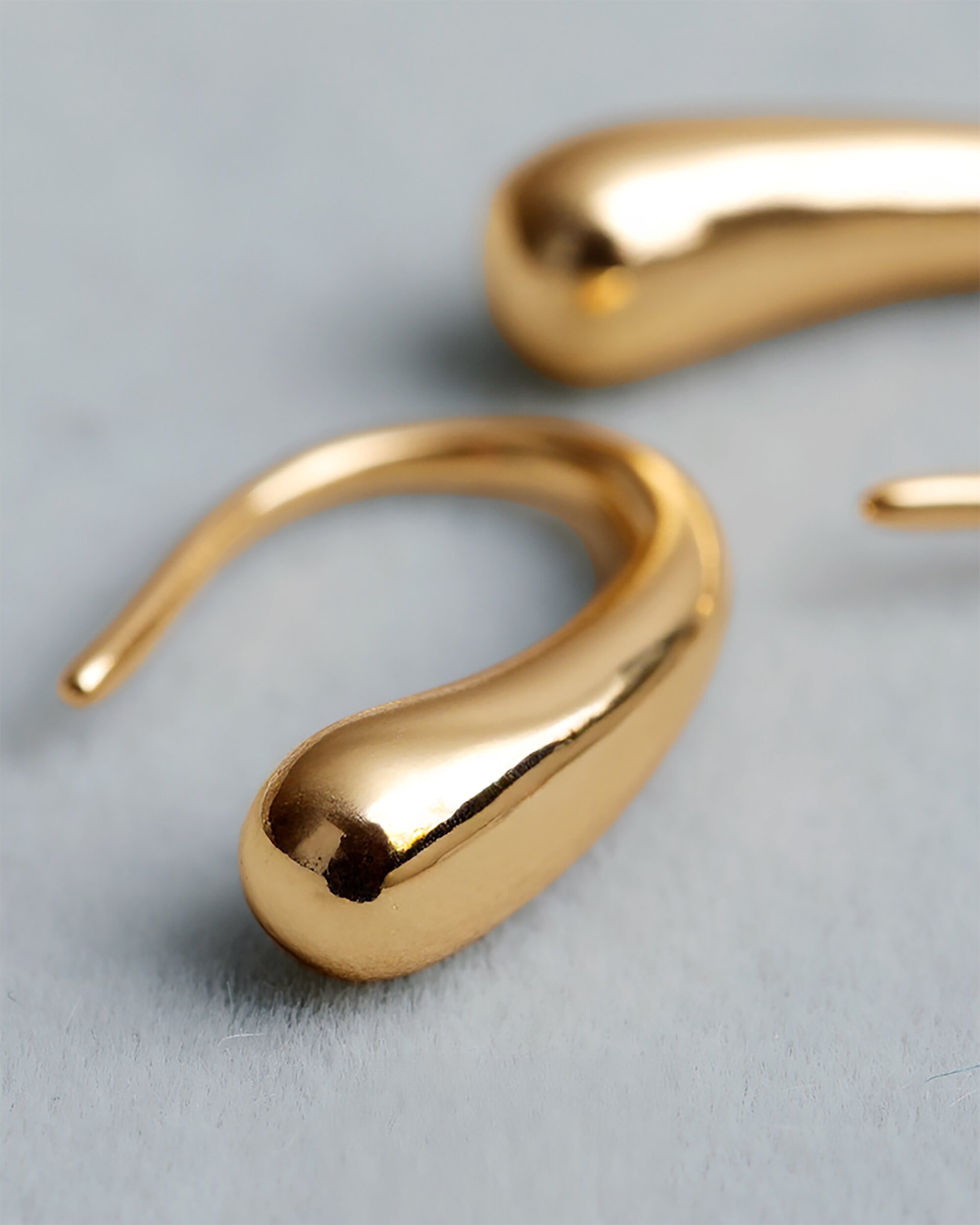 [컨젠] Dewdrop Fluid Earrings 듀드롭 플루이드 이어링