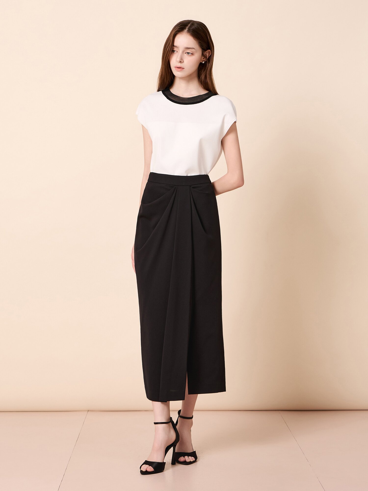타이넥 돌먼 슬리브 탑 (WHITE)