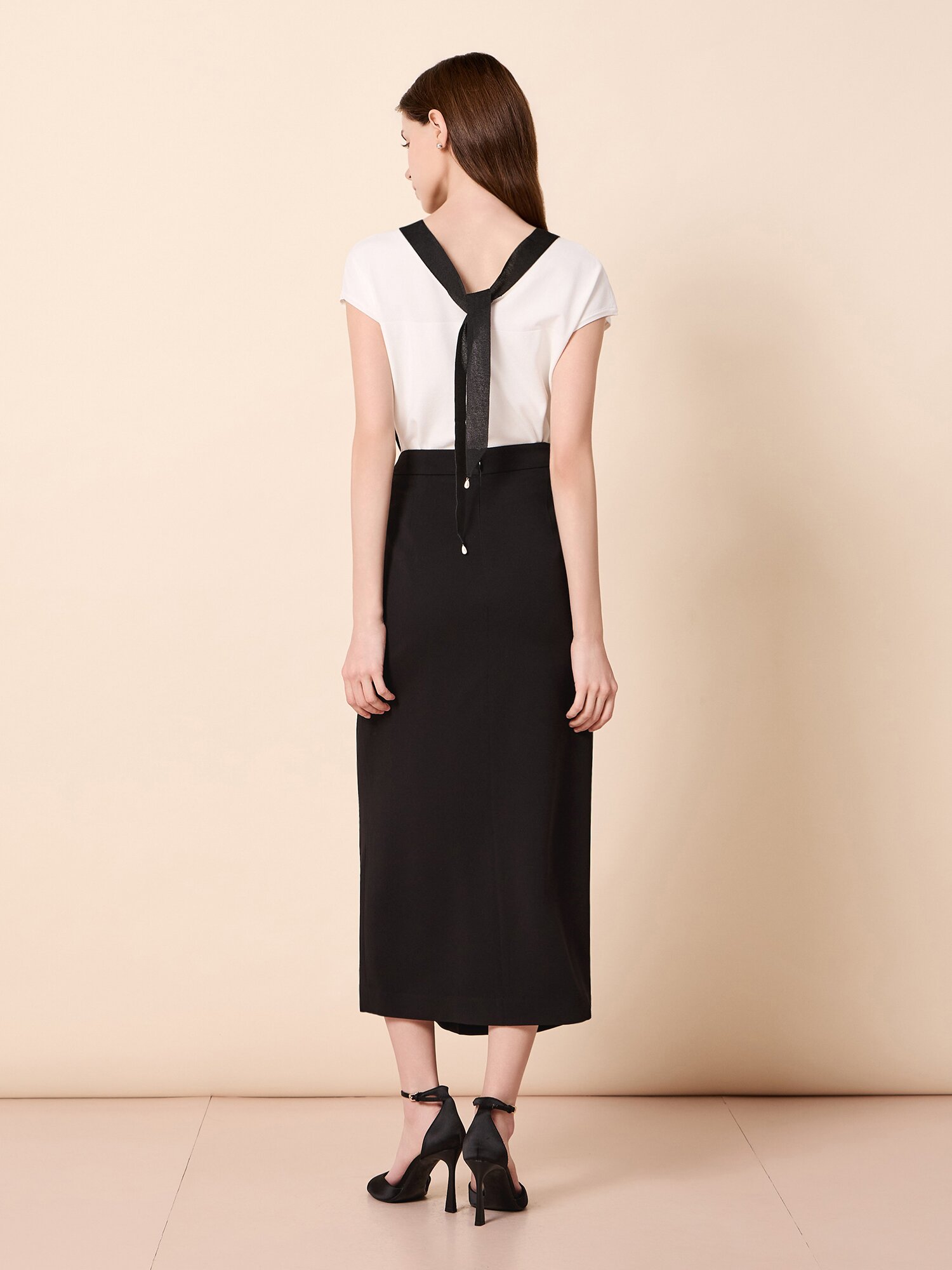 타이넥 돌먼 슬리브 탑 (WHITE)