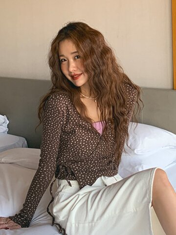 플라워 데이트 슬림 랩 긴팔 티셔츠_PJTS260418