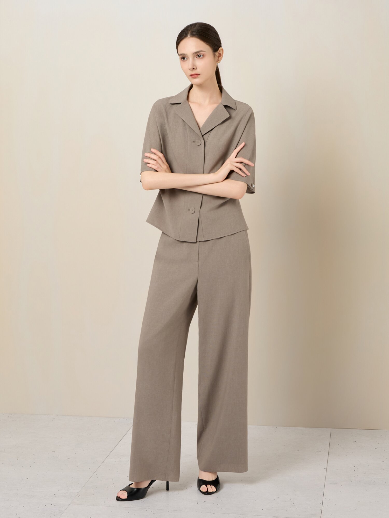 린넨 블렌드 버튼업 블라우스 (TAUPE GREY)