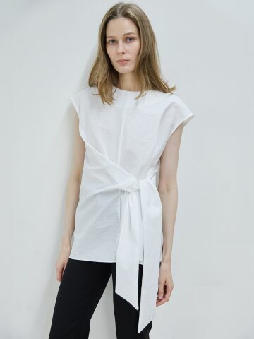 Vine Blouse_Ivory






