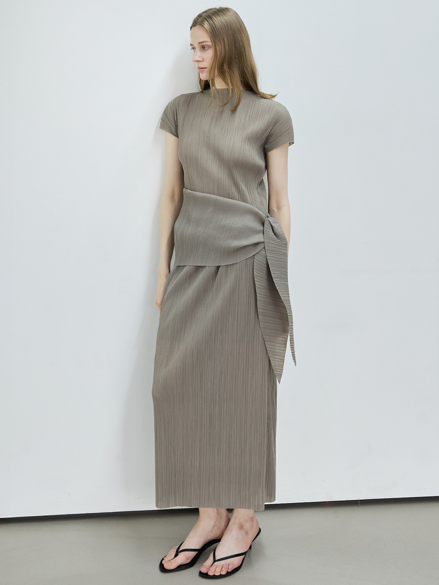 Pleated wrap Set_Etoupe