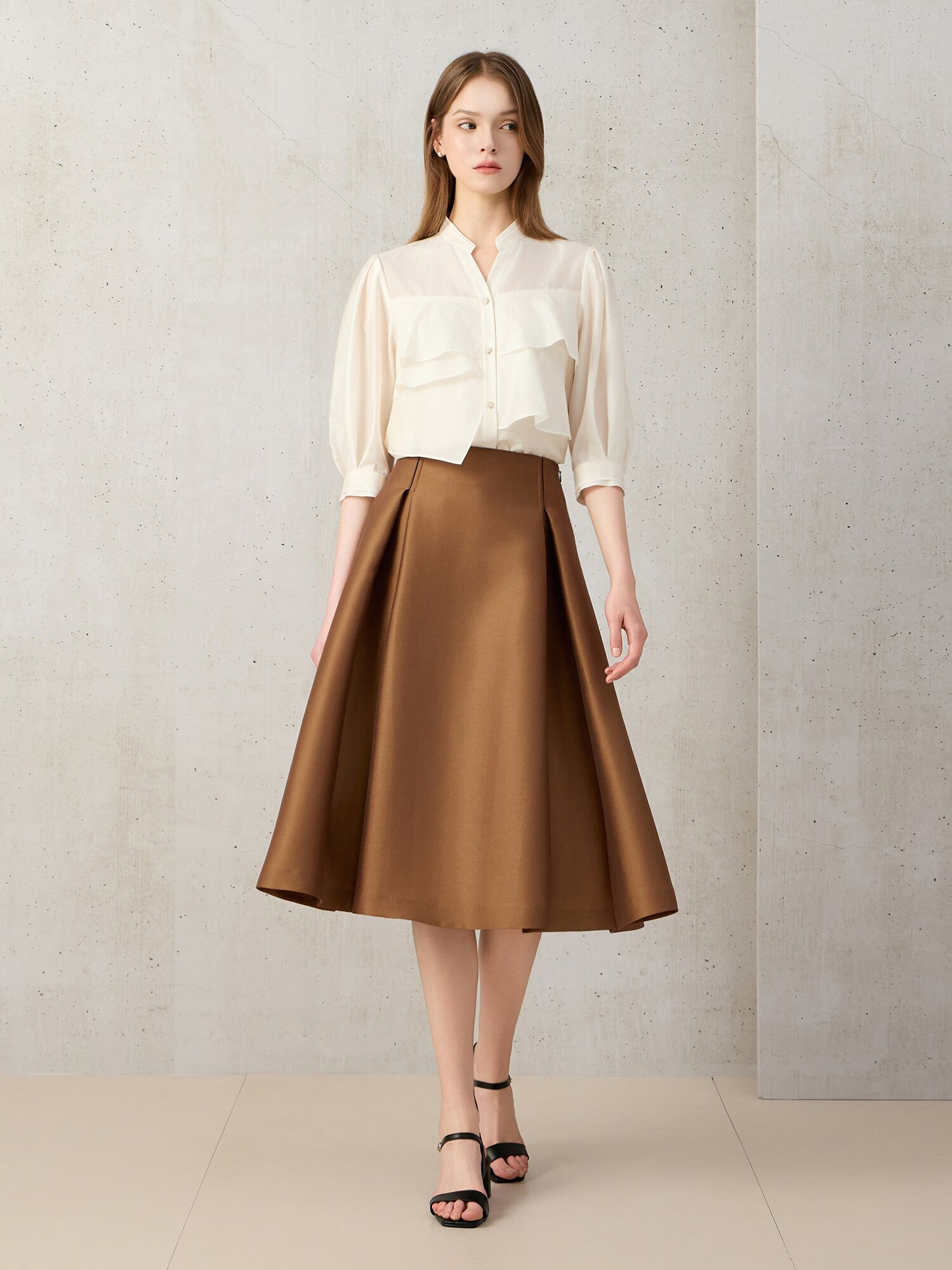 턱 A라인 미디 스커트 (BEIGE)