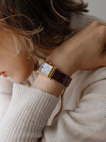 Heron leather watch (헤론 레더 워치) Gold Brown band