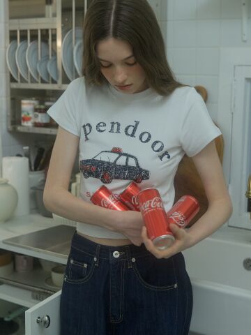 Opendoor car crop tee Ivory

