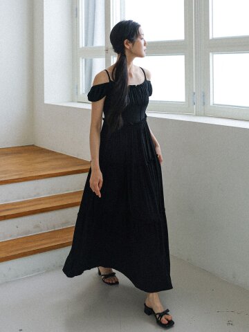 LS_Off shoulder tiered dress_BLACK
